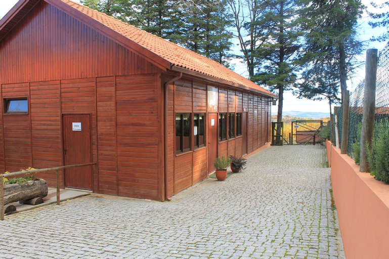 Exterior 6