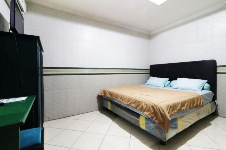 Bedroom 8