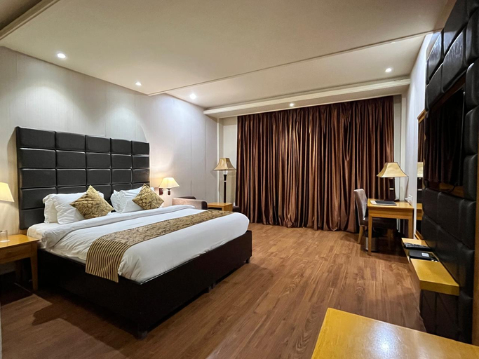 Bedroom 3, Regenta Shyam Resort, Agra
