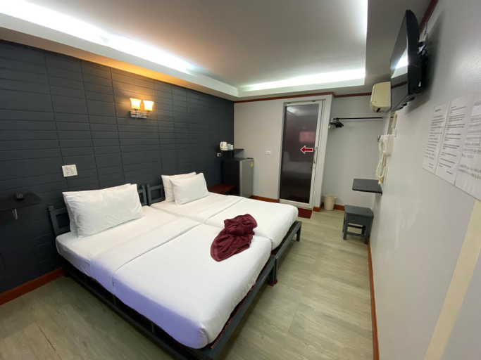 Bedroom 6