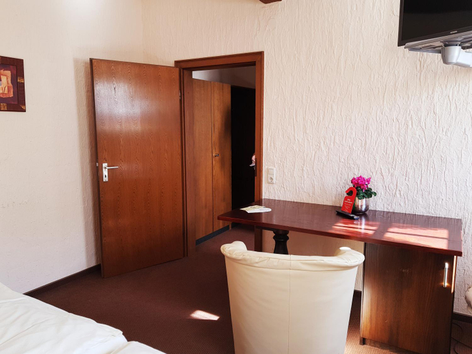 Bedroom 4, Hotel Restaurant Jagerhof, Düren