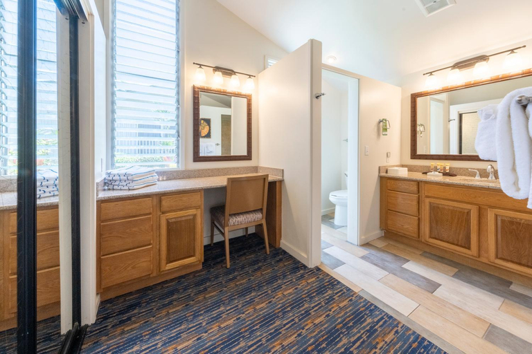 Bathroom 3, Makai Club Resort, Kauai