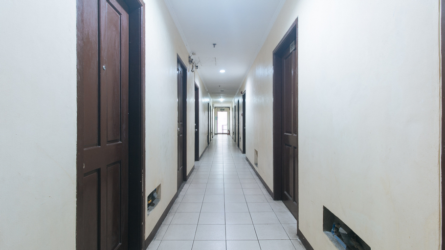 Public Area 4, Mervin's Terraces By Reddoorz, Manila City