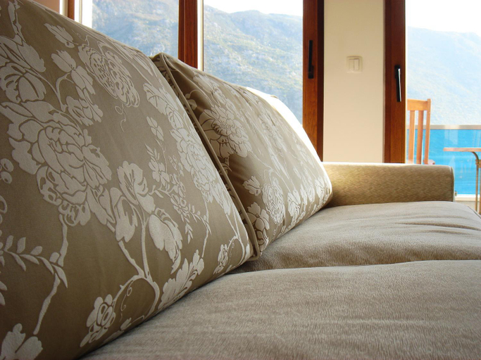 Bedroom 3, Apartment MiraMare