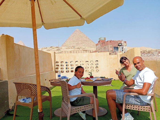 Food & Drinks 5, Paradise of Pyramids View, Al-Ahram