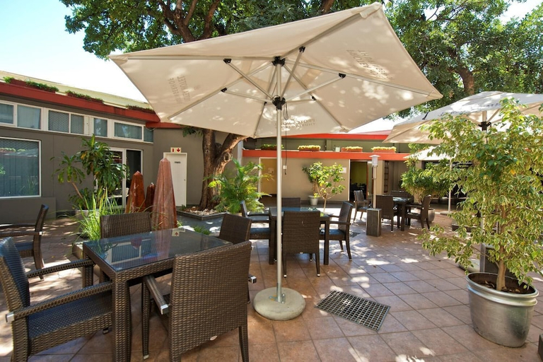 Food & Drinks 2, Hotel Thuringerhof, Windhoek East