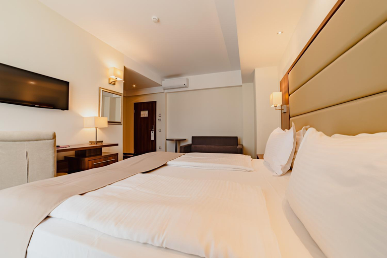 Bedroom 2, Radsor Hotel, Rasnov