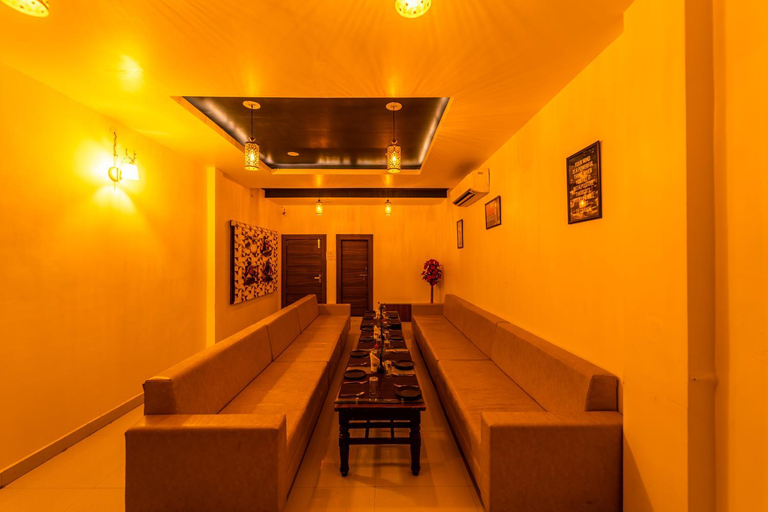 Others 4, Hotel Royal Palace, Sagar