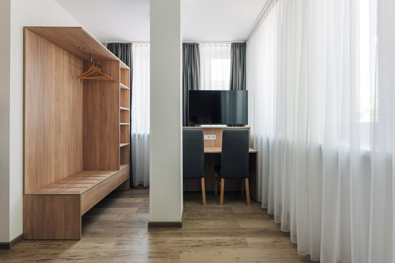 Bedroom 12