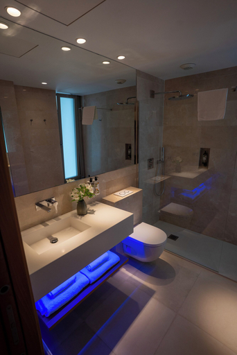 Bathroom 5, Hotel Jaizkibel, Guipúzcoa