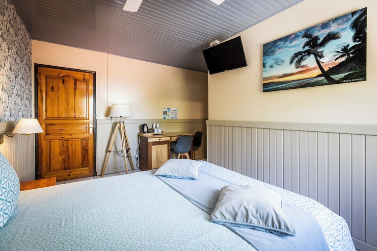 Bedroom 3, AUBERGE DESPRAIRIES, Saint-Joseph