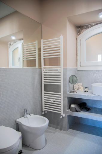 Bathroom 3, Kalote' Apartments, Syracuse