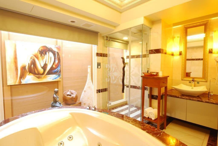 Bathroom 4, Mucha Motel, Kaohsiung