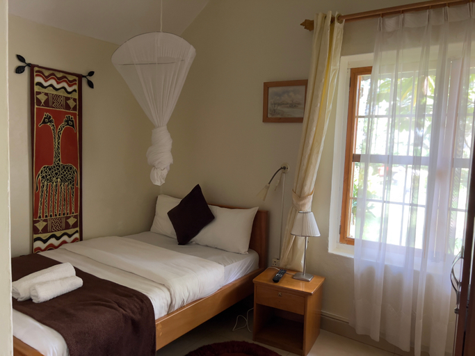 Bedroom 5, Sunset Hotel Entebbe, Entebbe