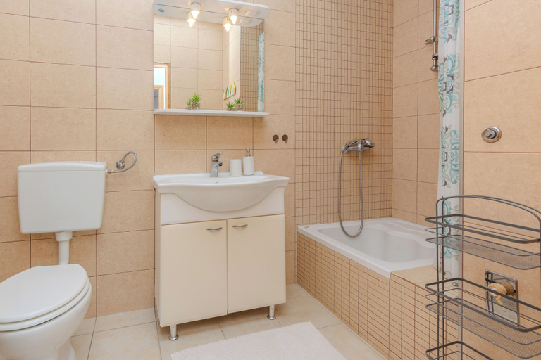 Bathroom, Apartment Nikolic, Vir