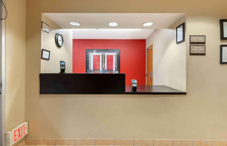 Public Area 2, Extended Stay America Suites Cincinnati Blue Ash Kenwood Rd, Cincinnati