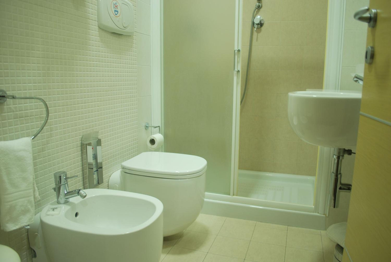 Others 3, Romano B&B, Foggia