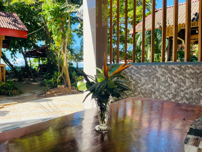 Sport & Beauty 2, White Beach Front and Cottages Hinugtan Resort in Buruanga, Buruanga