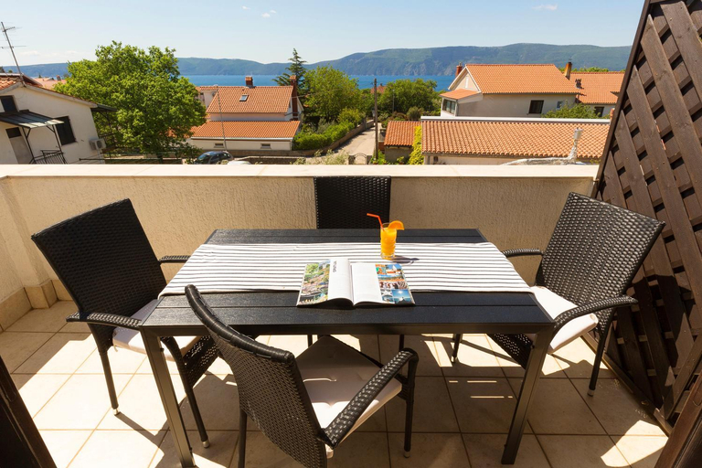 Others 4, Apartments Laura, Krk
