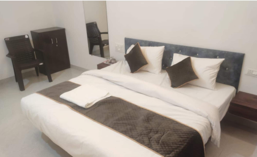Bedroom 3, Hotel Highway Relax Inn By GRB, Nagpur