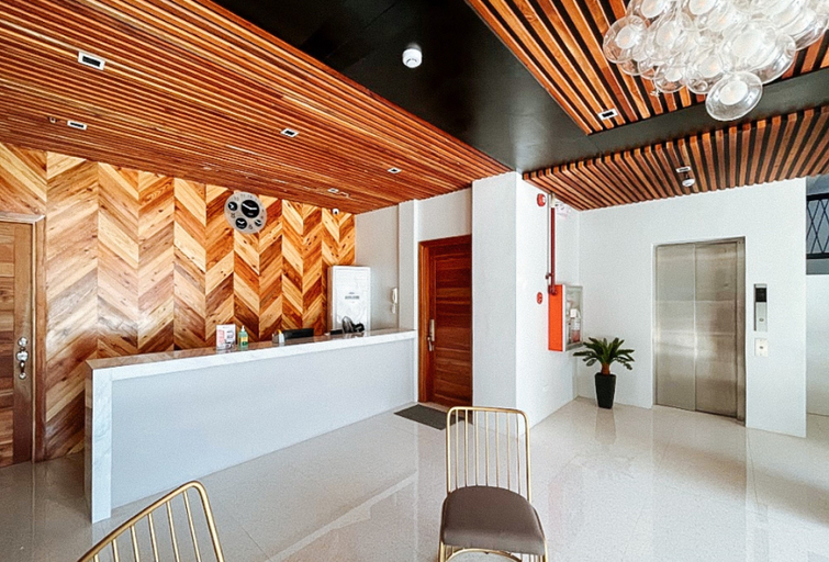 Public Area 5, RedDoorz @ Rudhil's Place - Cebu Downtown, Cebu City