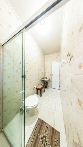Bathroom 4, Casa próximo praia Maracan��, Praia Grande