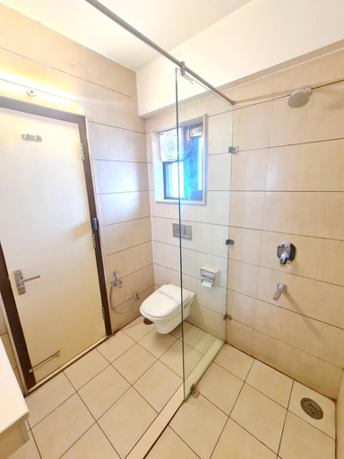 Bathroom 4, Hotel Central Palace, Dehradun