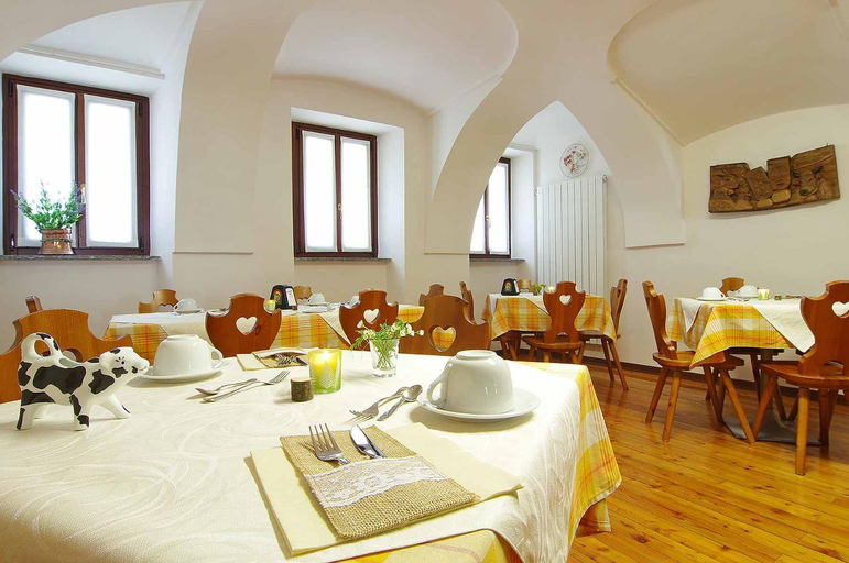 Food & Drinks 4, Ostello Ou Crierel, Aosta