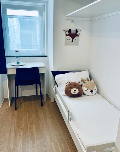 Bedroom 4, Partenope Hostel and Suites, Angra do Heroísmo