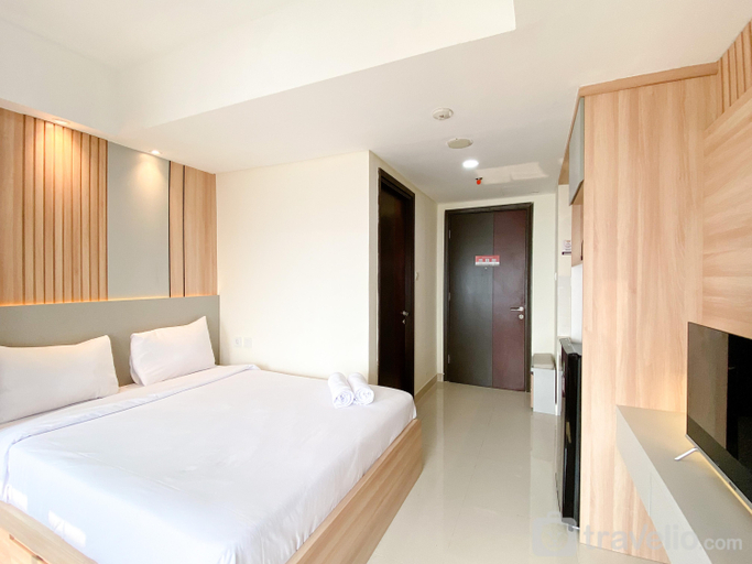 Bedroom 5, Cozy Stay Studio at Pollux Chadstone Apartment By Travelio, Cikarang