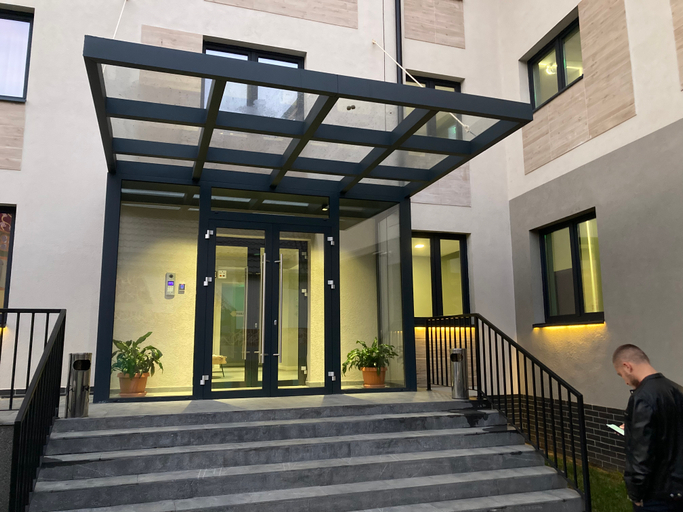 Exterior & Views, H 11 Downtown Aparthotel, Targu Mures
