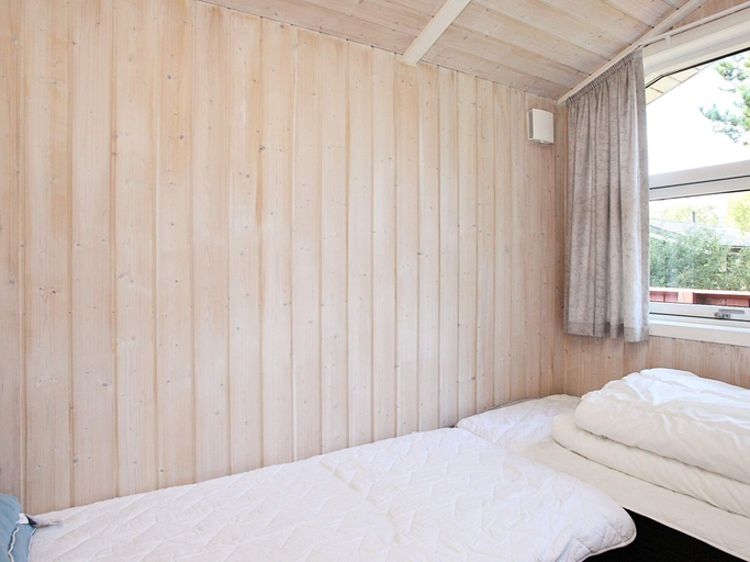 Bedroom 2, 6 Person Holiday Home in Albaek-by Traum, Frederikshavn