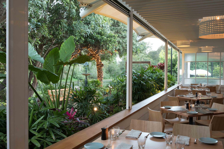 Food & Drinks 5, The Glen Hotel and Suites, Eight Mile Plains
