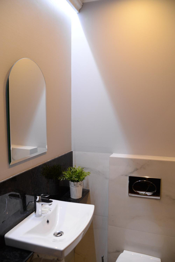 Bathroom 4, Zajazd Pod Gwiazdami, Lublin