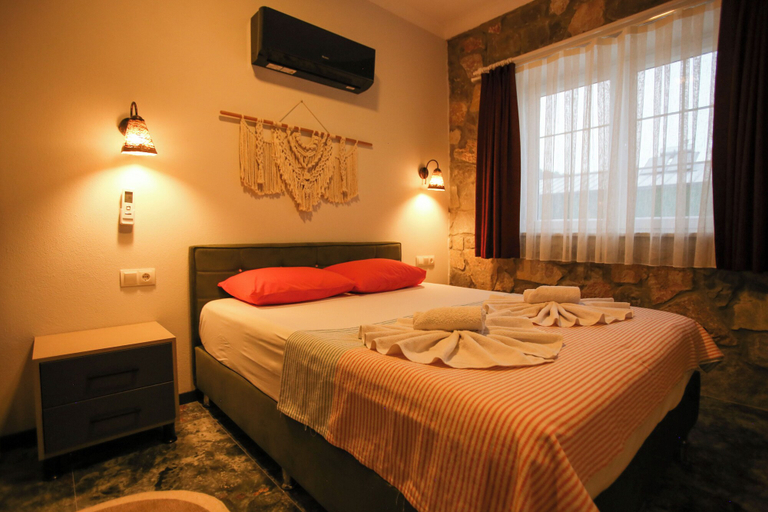 Room 3, Vega Villalari, Fethiye