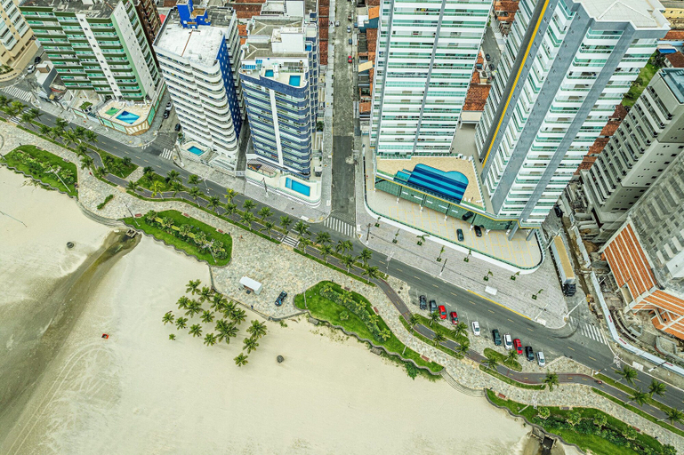 Exterior & Views 2, Casa próximo praia Maracan��, Praia Grande
