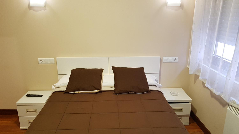 Others 3, Hostal Arenal, Cantabria