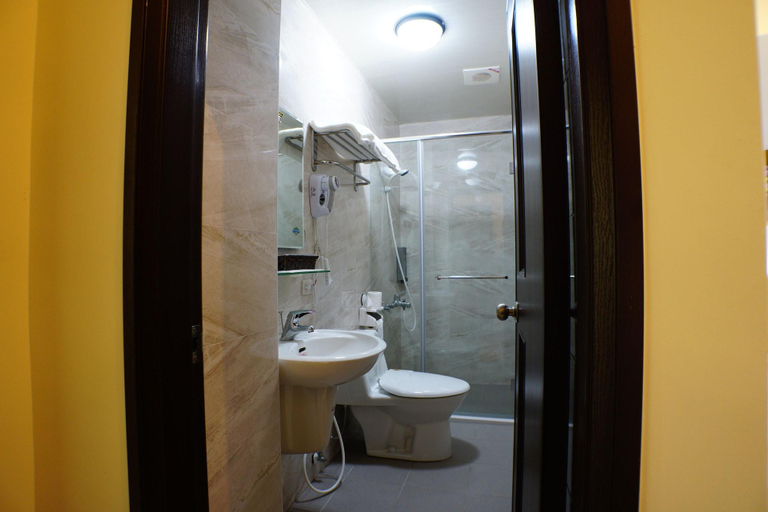 Bathroom, Warm B&B, Penghu