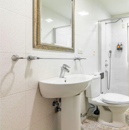 Bathroom 5, Tainan Rock nest view inn, Tainan