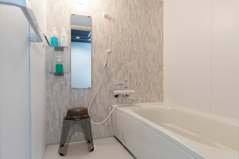 Bathroom 4, NEMOPHILA ALPHA S7W8 106, Sapporo