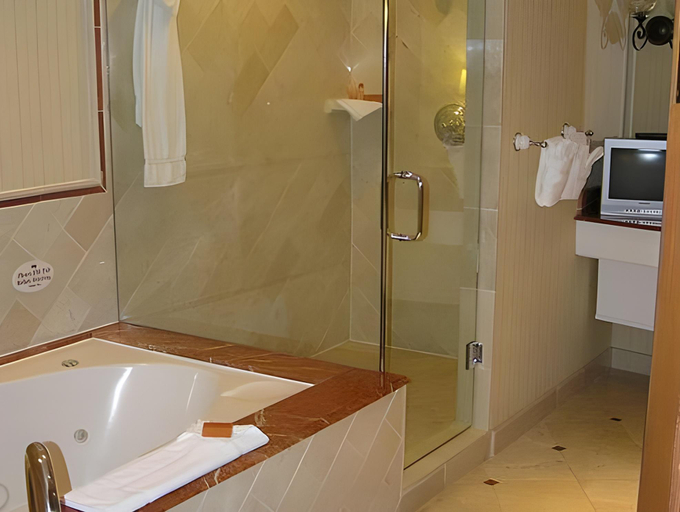 Bathroom 4, Tommy Bahama Miramonte Resort & Spa, Riverside