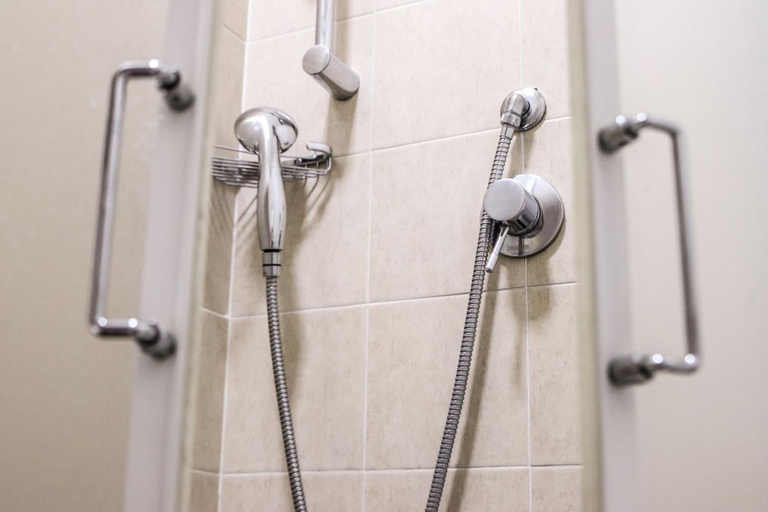 Others 5, Romano B&B, Foggia