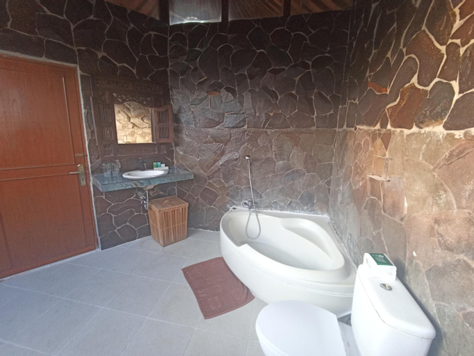 Bathroom 22