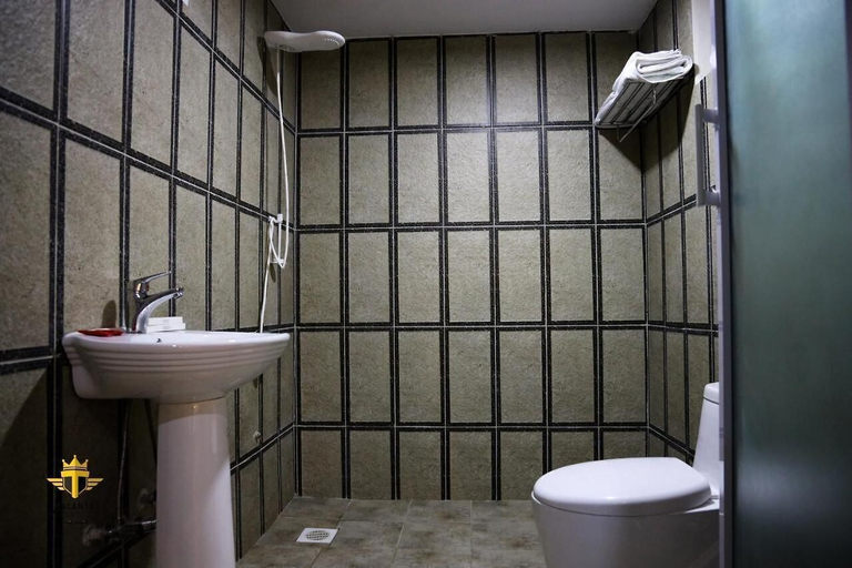 Bathroom, Zeituni Lodge Elementaita, Gilgil