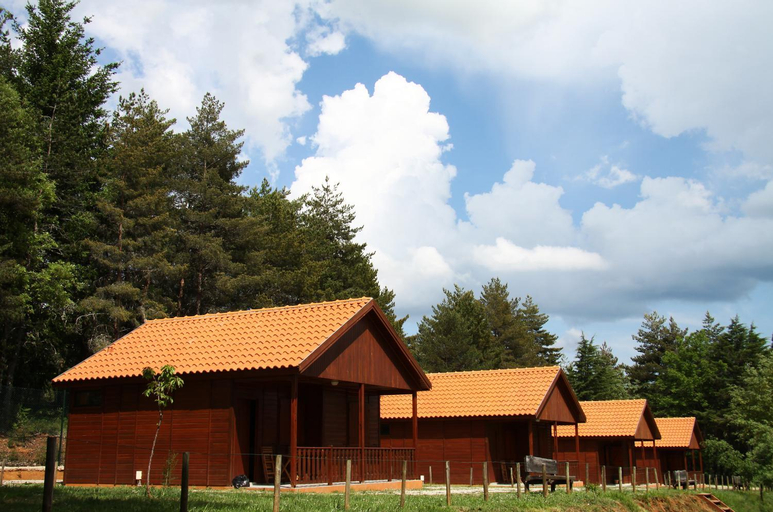Exterior 8