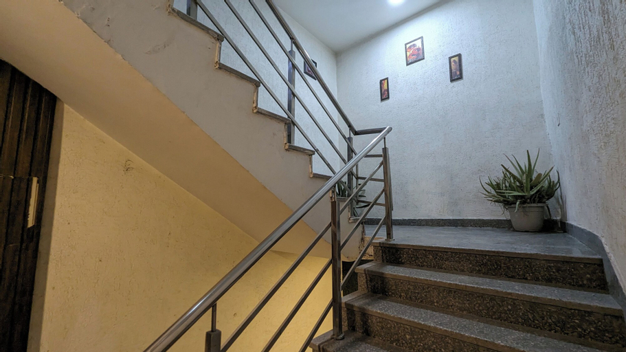 Public Area 2, Hotel Aron By The Premium Villa, West