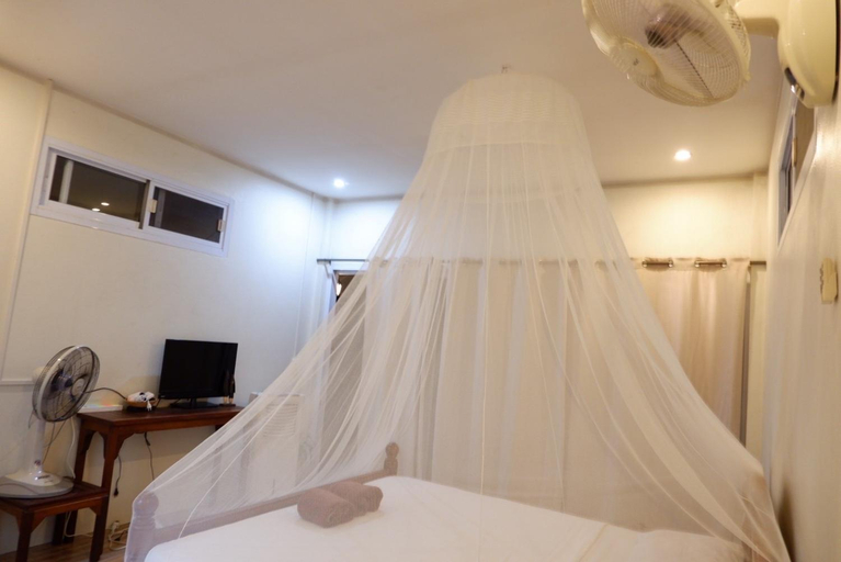 Bedroom 10