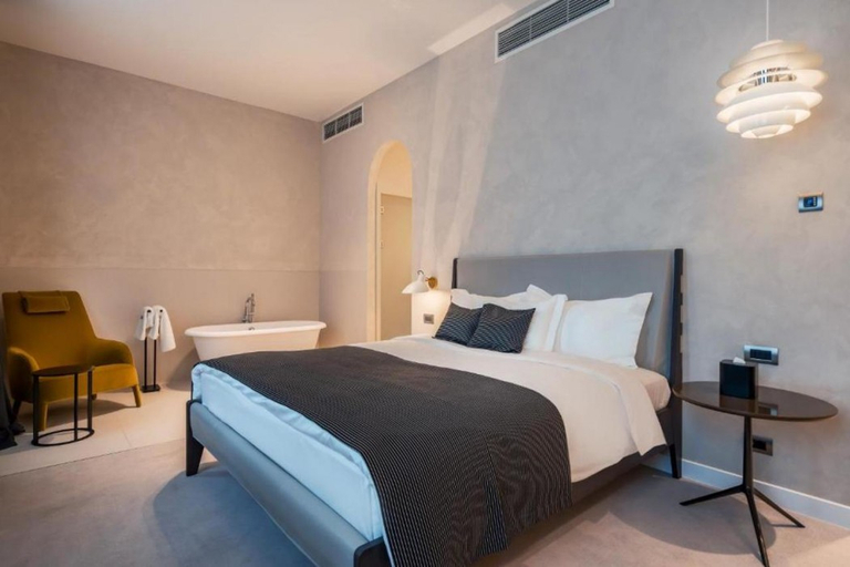 Bedroom 2, Monograph Freedom Square, Tbilisi