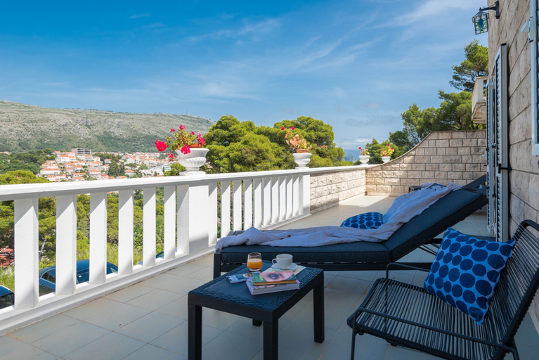 Others 4, Villa Elixir, Dubrovnik