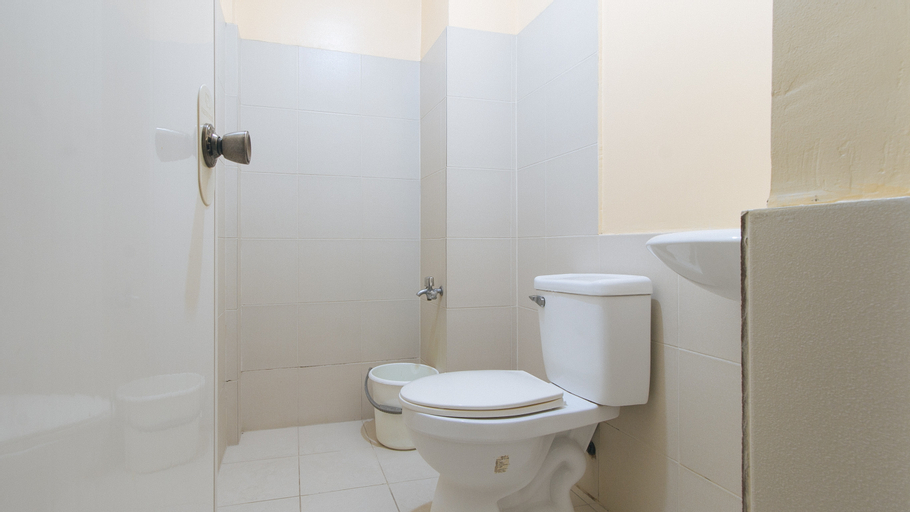Bathroom 6